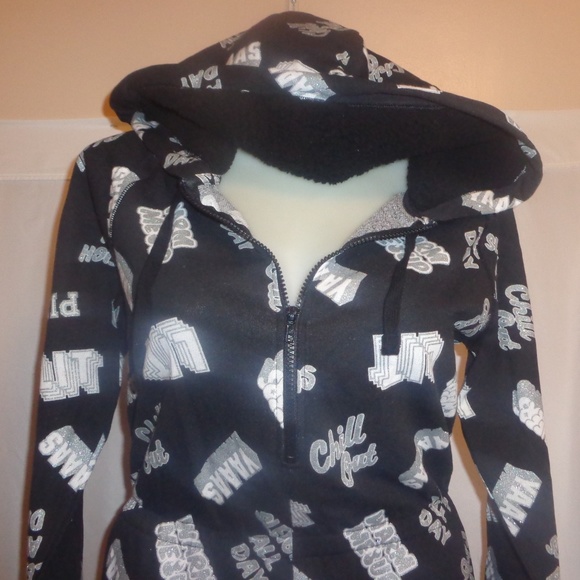 VS Pink XS L Pajamas One Piece Sherpa Jammies Pj's - Picture 5 of 7